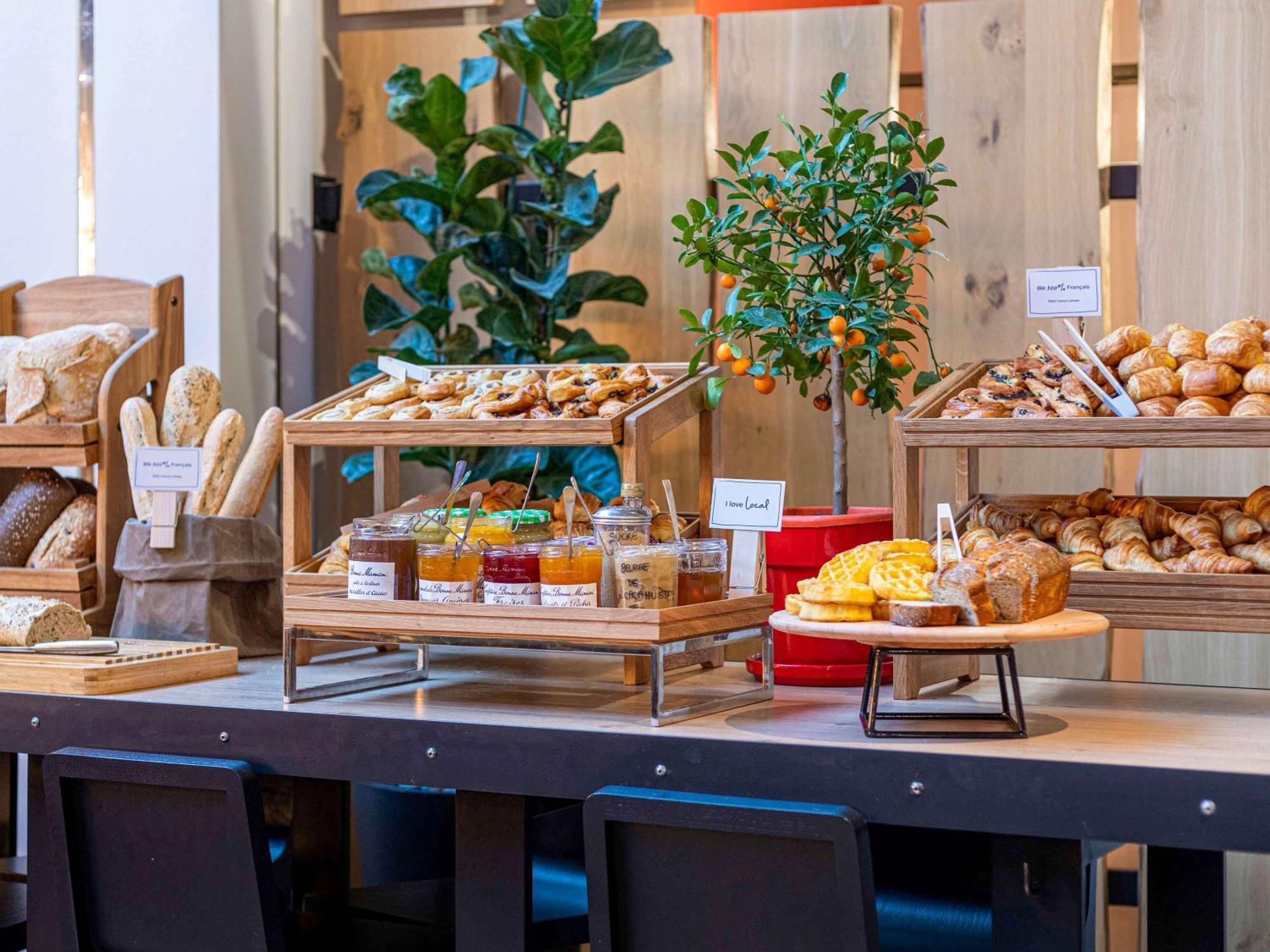 Novotel Paris Vaugirard Montparnasse Ngoại thất bức ảnh